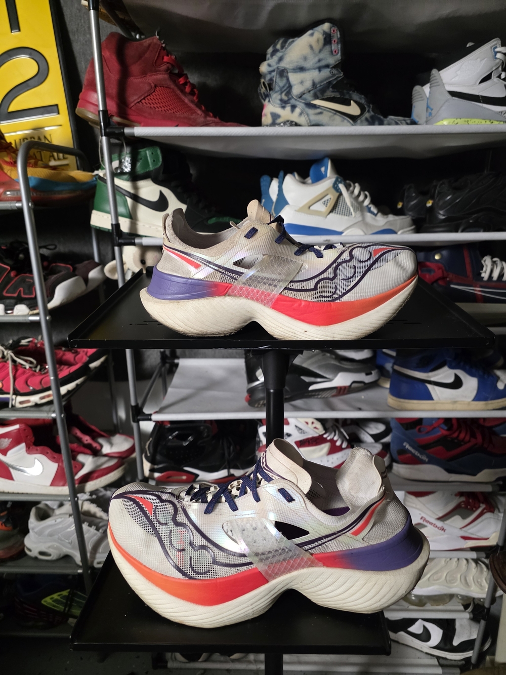 🔥 Saucony Endorphin Elite Men Size 9 ViziRed Running Sneakers White Purple Red